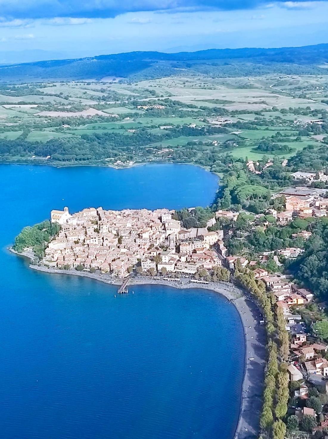 Appartamento Tra Il Borgo E Il Lago Anguillara Sabazia Luaran gambar